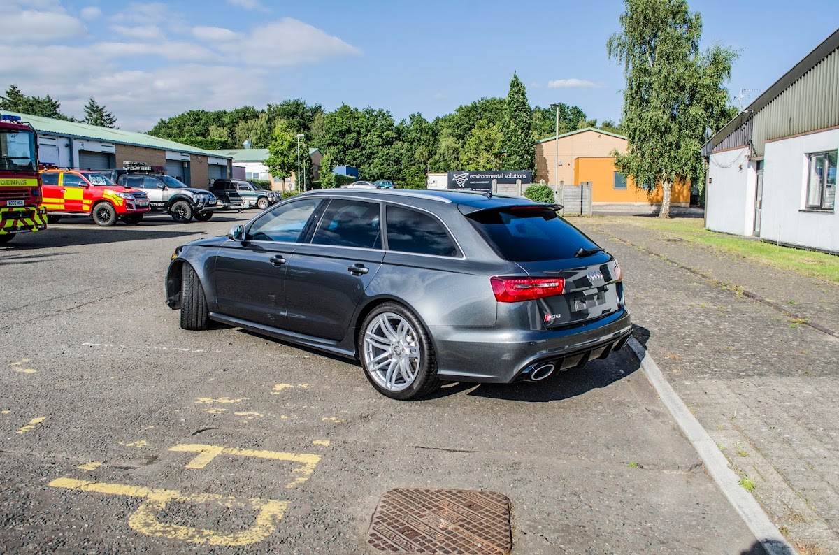 Newbury Autos