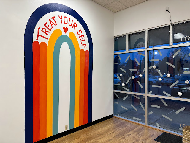 Luna's Ice Cream by null