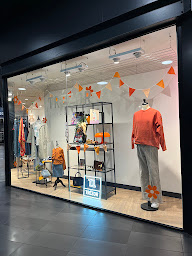 Photo n°30 de Boutique Trezor Friperie Dunkerque à Dunkerque (Magasin de vêtements vintage)