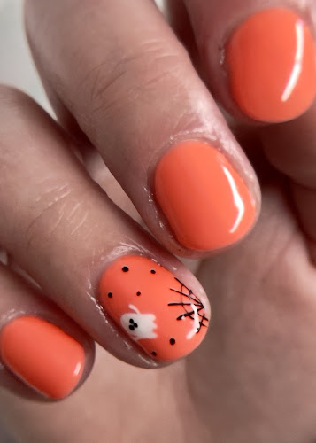 Kiwi Belle - Nail & Lash Tint & Lash Lift Services Hairini - Beauty salon