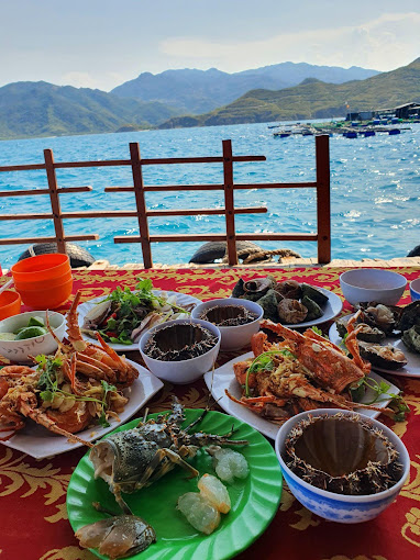 Nhà hàng Xuân Trúc, Vịnh, Nha Trang