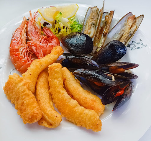 Restaurant - Vermutería Cine | Almenar - Thumbnail