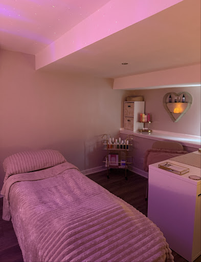 Luna Glow Beauty & Holistic Therapies