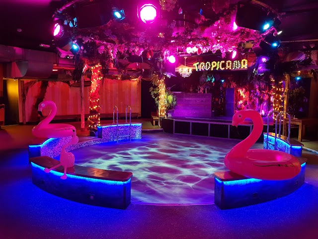 Tropicana Beach Club