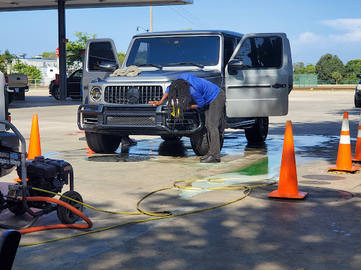FULLEFFECTS MOBILE CAR WASH & DETAILING SERVICES Logo