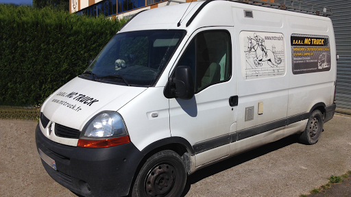 M C TRUCK-Entrepreneur