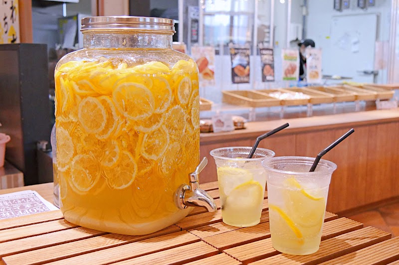 とみうらカフェ(TOMIURA CAFE 房総の駅 とみうら)