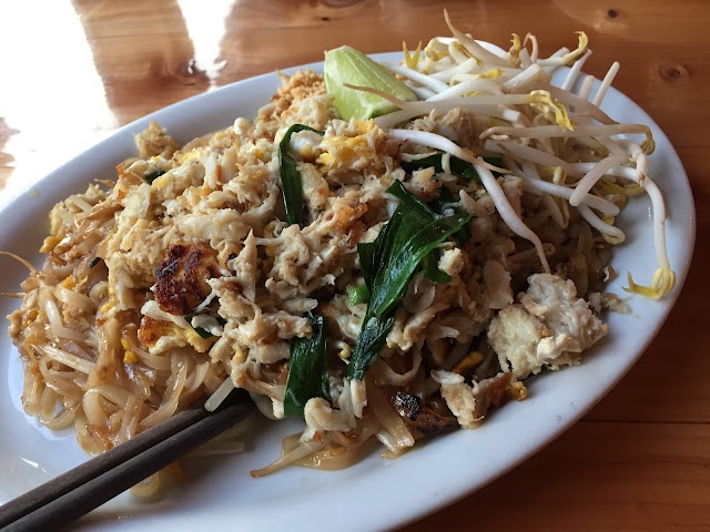 Tarad Thai Market & Restaurant