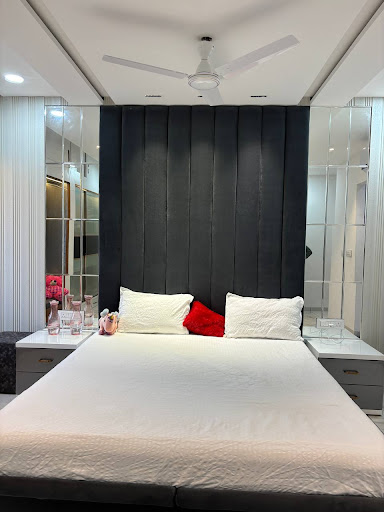 Gallery image 7