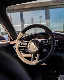 Photo n°23 de Centre Porsche Reims à Reims (Vendeur de voitures d'occasion)