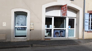 Photo n°9 de Claudy'n Hair à Vic-en-Bigorre (Salon de coiffure)