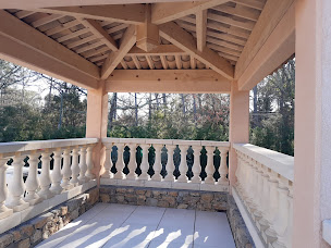 Photo n°3 de Sluga Tlx à Lorgues (Maçon)