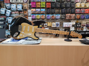 Photo n°19 de Music Lab à Poissy (Magasin de musique)