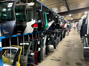 Photo n°4 de Etablissement Guy Marin à Hallennes-lez-Haubourdin (Magasin de pneumatiques d'occasion)