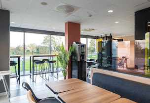 Photo n°35 de B&B HOTEL Laval Ouest à Laval (Hôtel)