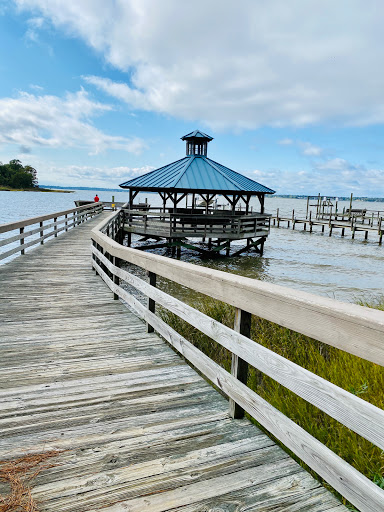 Gables At The Riverfront - Thumbnail
