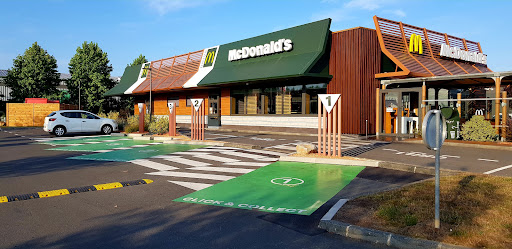 Photo 4 - Burger King