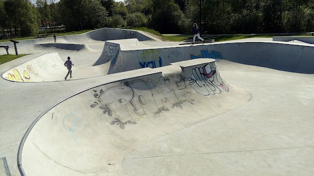 Skate Park De Raismes - Parc De La Porte Du Hainaut