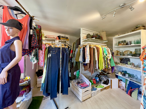 Armoire de Filles - Thumbnail