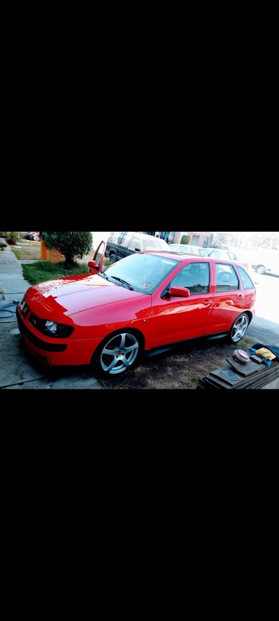 Hojalatería y pintura G LE MANS