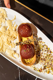 Photo n°1 de Berkeley Garden grill & bar à Paris (Livraison de repas à domicile)