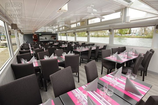 Charente Cruise "Queen Margot"