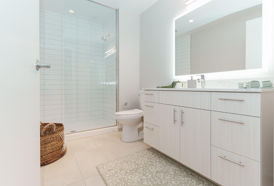 Lincoln Square by null