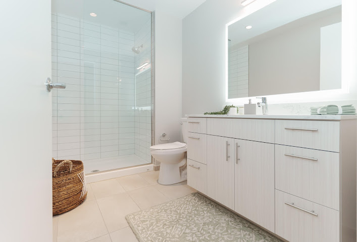 Lincoln Square by null