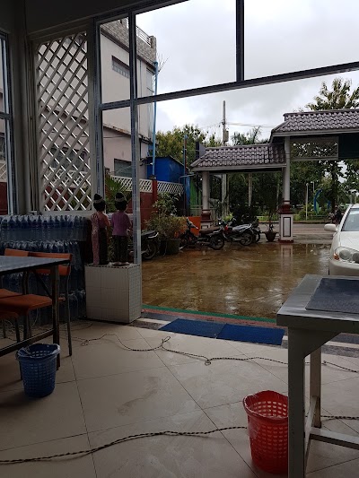 Photos of ဂေါ်လီ ကြေးအိုး၊ဆီချက် နှင့် တရုတ်အစားအစာ