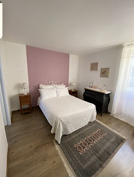 Photo n°2 de Chambres d´Hôtes Touraine : Les Chambres de l´Aigronne à Le Petit-Pressigny (Lodge)