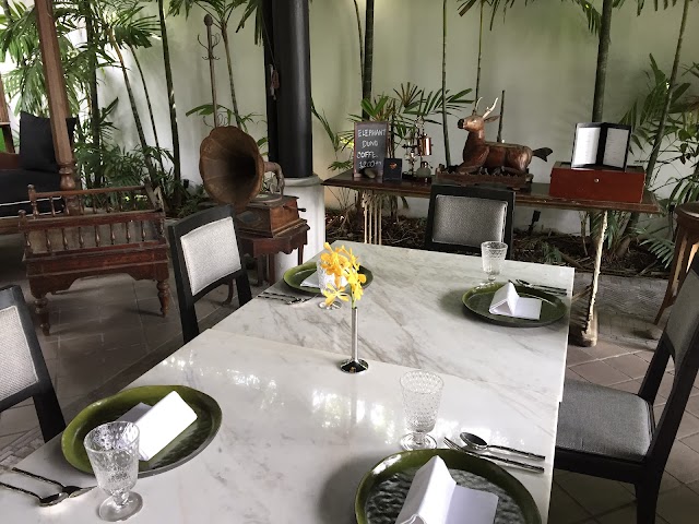 Chon Thai Restaurant