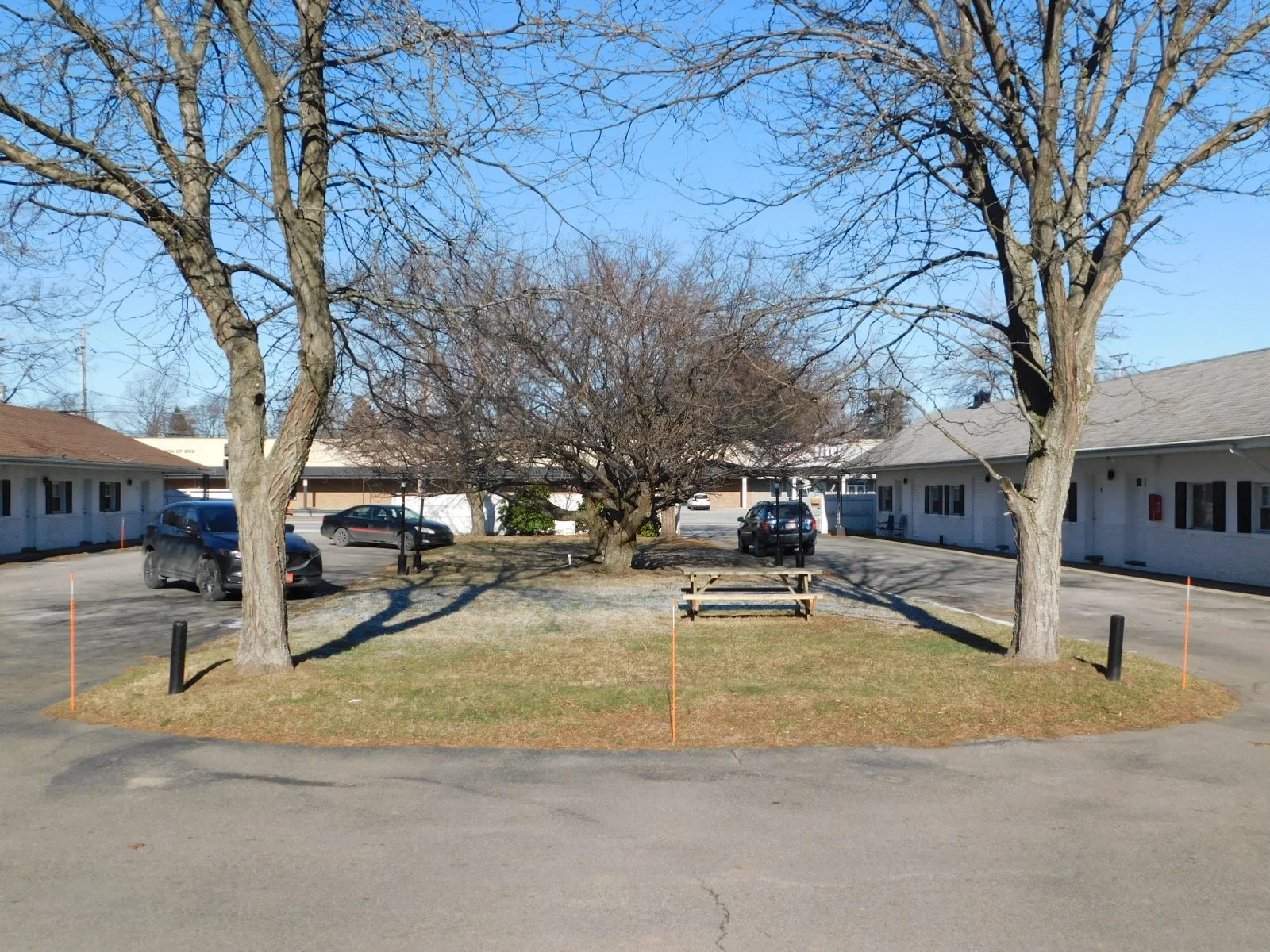 Driftwood Motel