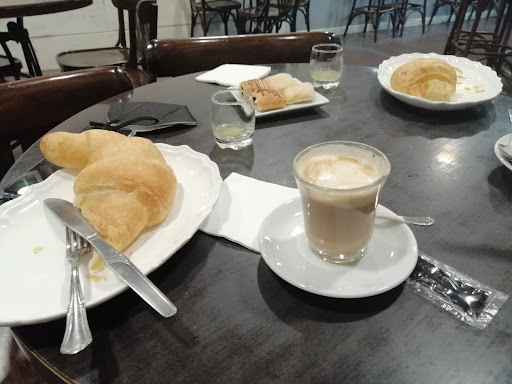 Dolche Cafe Gallery - Spain