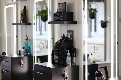 Salon Mignon - Thumbnail