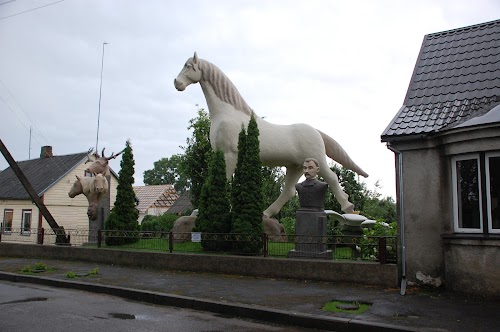 Franz Sederevičiaus sculpture ensemble