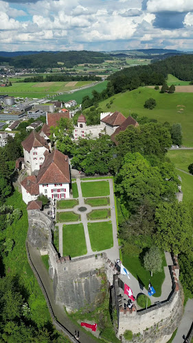 Rezensionen über Schloss Lenzburg in Lenzburg - Markt