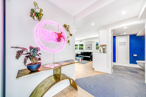 Premier Listings - Visual