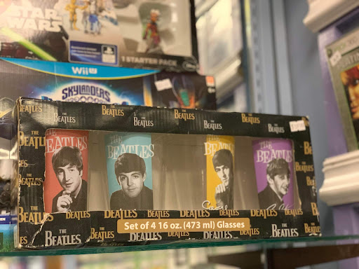Karl's #1 Stop Game Shop - Thumbnail