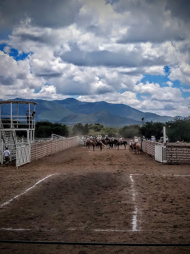 RANCHO MI QUERIDO VIEJO