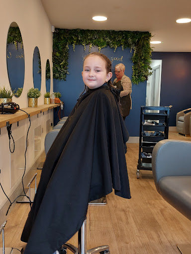 Luxe. Hair Salon LTD - Thumbnail