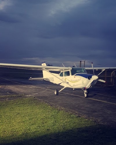 Photos of Aviation School Los Andes Aeroandes