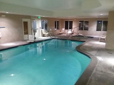 Holiday Inn Express & Suites Reno Airport