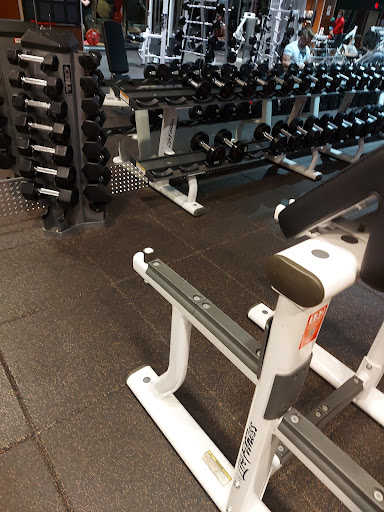 GoodLife Fitness Victoria Bay Centre - Thumbnail