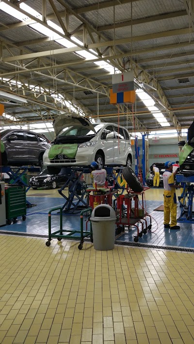 Photos of Honda Autobest