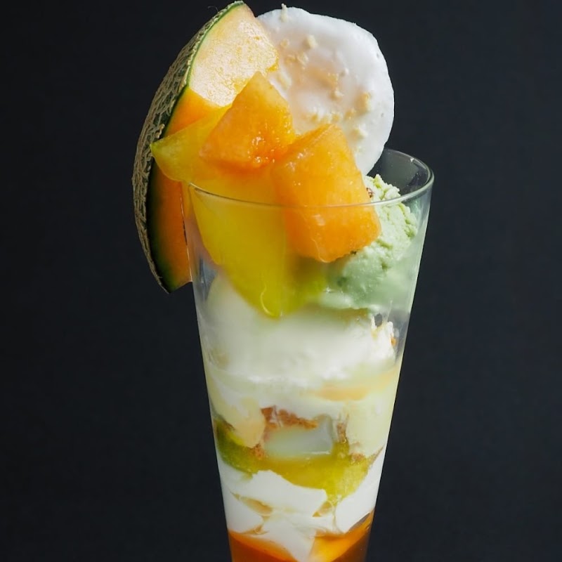 お酒とパフェKakiversary