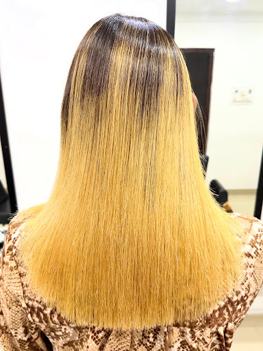 💇‍♀️ Hair Colouring – From bold global shades to soft highlights & balayage, our experts help yo… post image