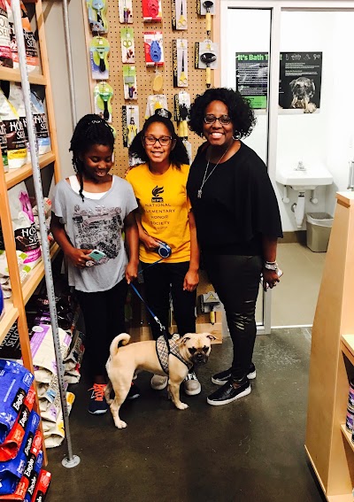 Photos of PetPlanet Litchfield Marketplace
