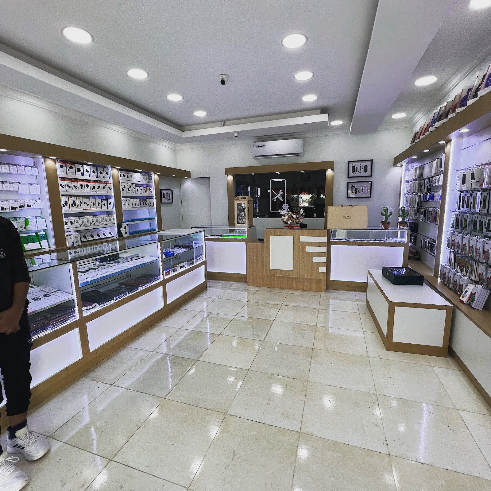 New Phone Trading الجديد فون للهواتف المتحركة - صورة 2