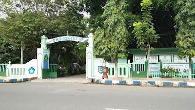 Photos of SMP Negeri 4 Madiun