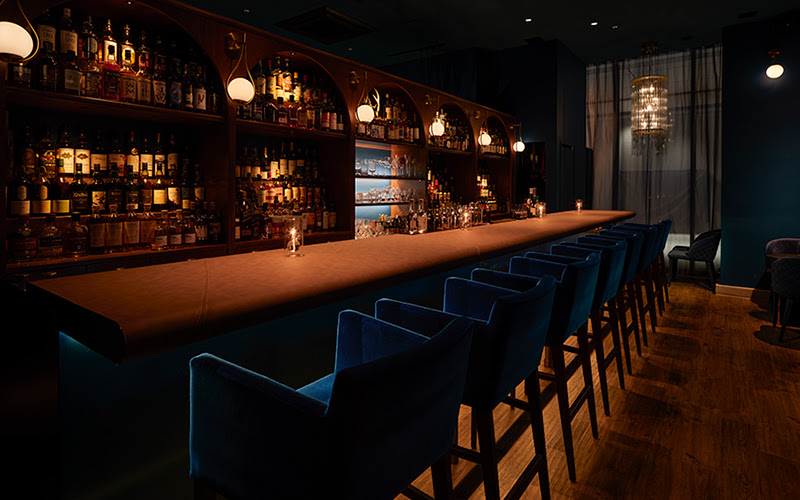 Bar escape by cocktail works